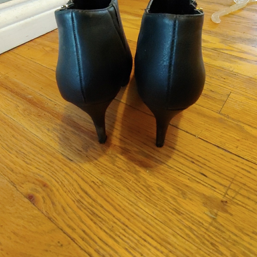 Booties - Picture 4 of 4